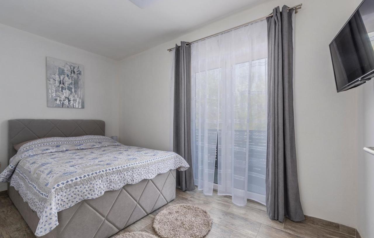 Apartmani Natalija Пореч Экстерьер фото