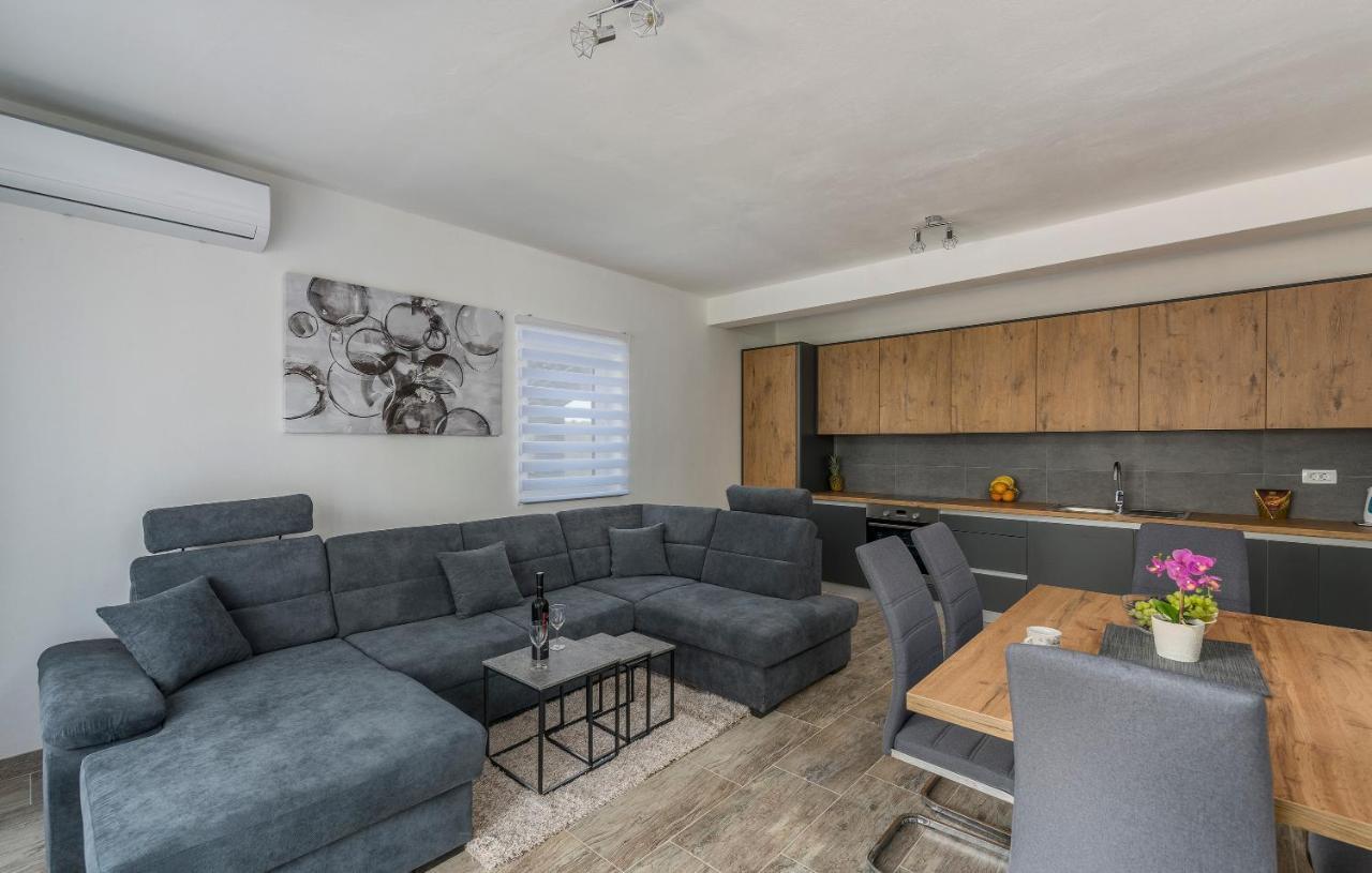 Apartmani Natalija Пореч Экстерьер фото