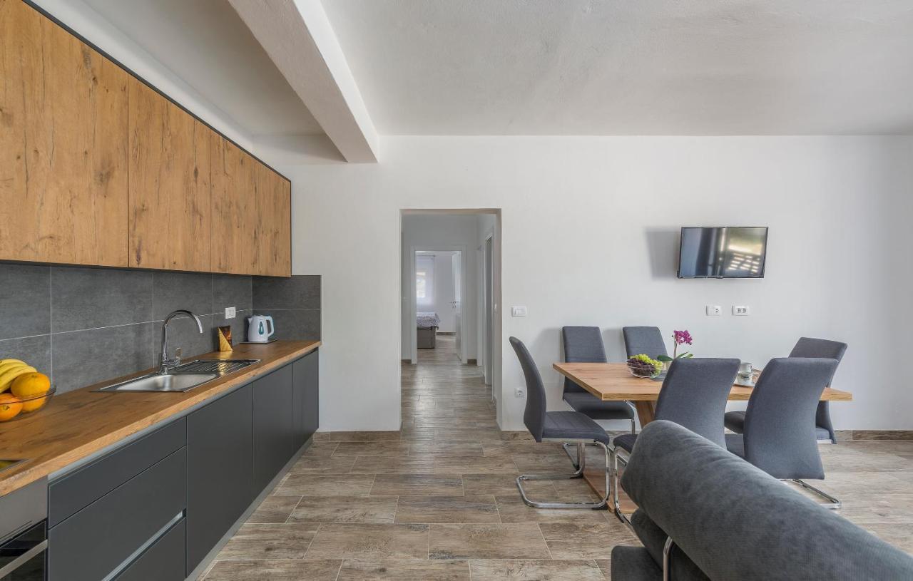 Apartmani Natalija Пореч Экстерьер фото