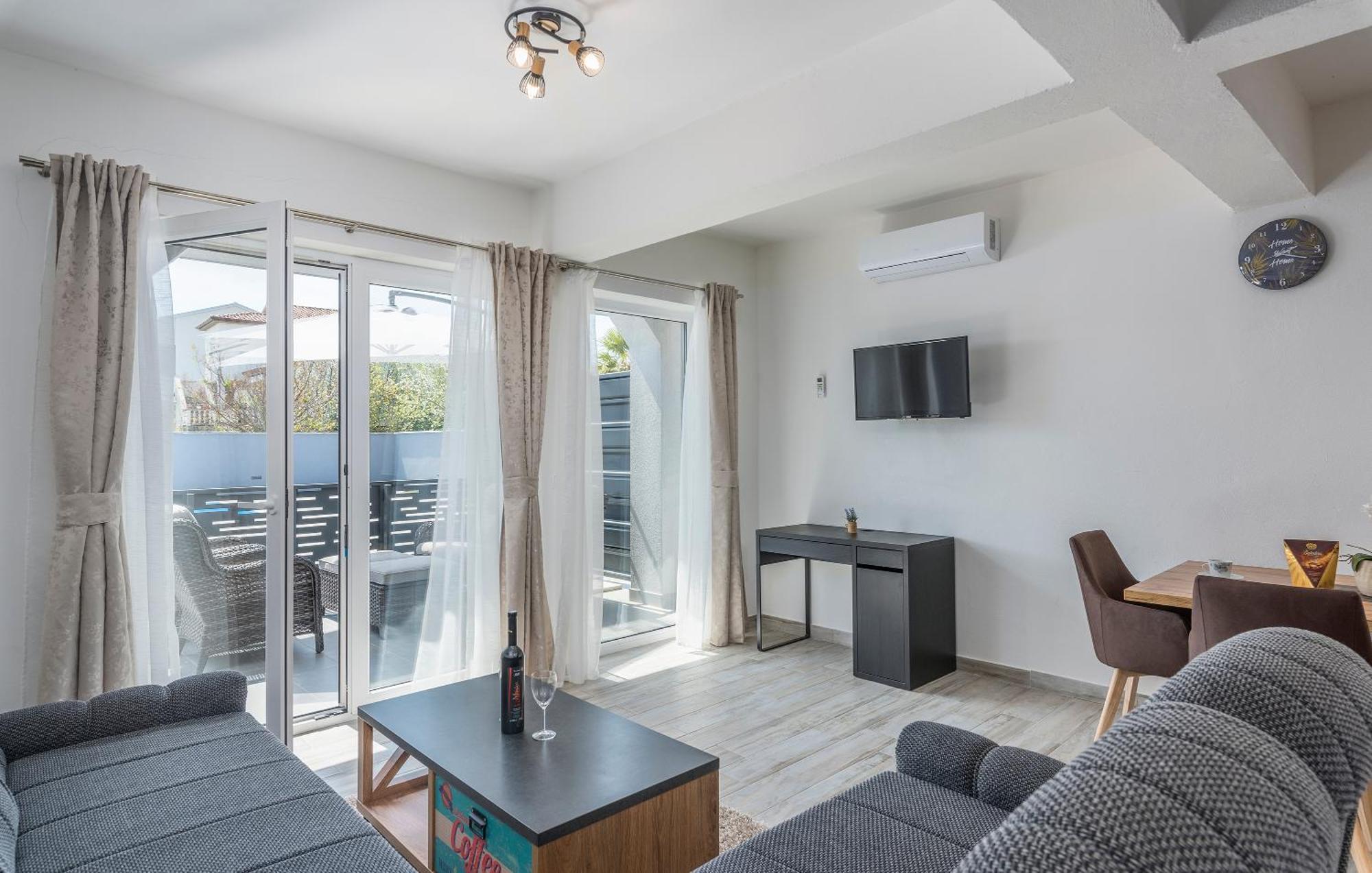 Apartmani Natalija Пореч Экстерьер фото